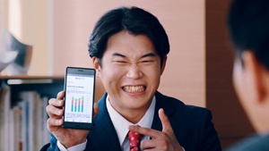 <p>矢本さん:あの、御社の中期計画出てましたよね。</p><p>クライアント:(おっ?)</p>