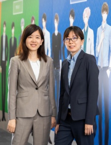 中島瑞木さん(右)と中島杏奈さん(左)